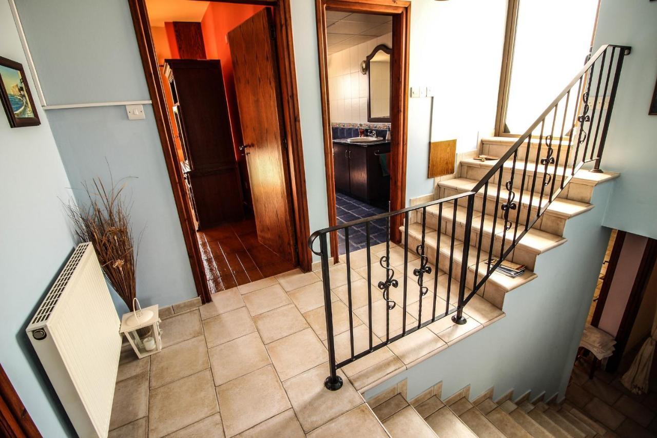 Vila Rustic House Xylophaghou Exteriér fotografie